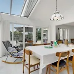 4 Bedroom Front In Sydals