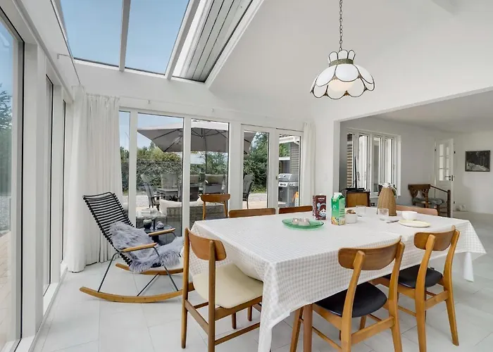 4 Bedroom Front In Sydals